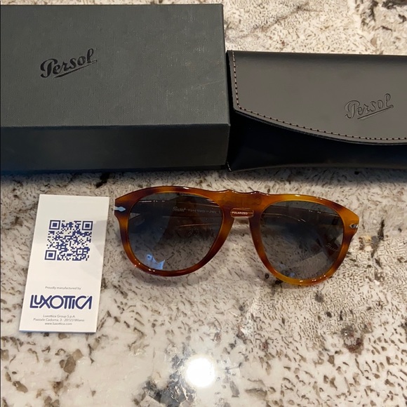 Persol Other - Persol 649 Havana Polarized Sunglasses new in box